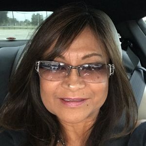 Meet your Posher, Esperanza